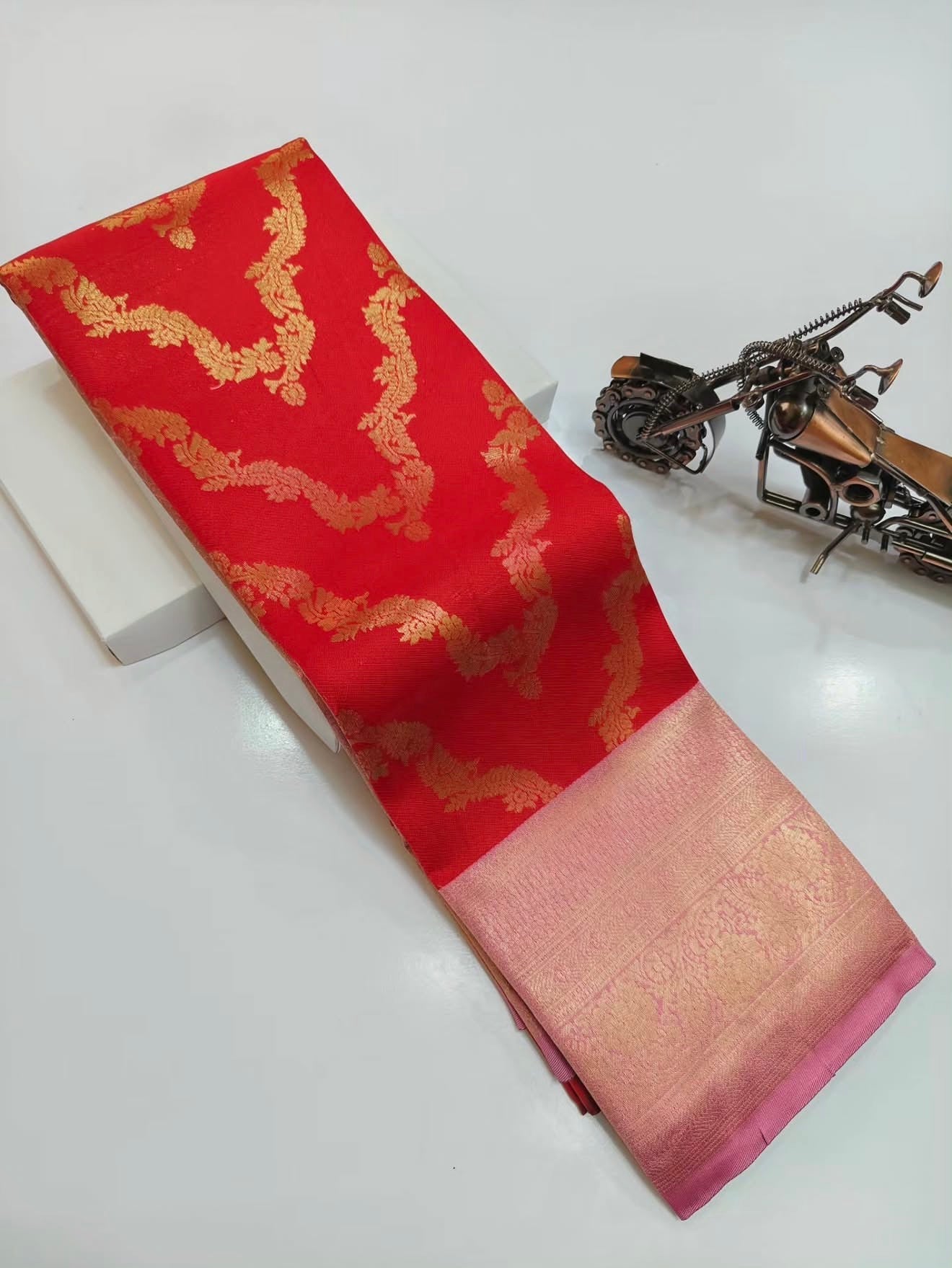 TRENDING NECKLACE DESIGN SILK SAREE - RED