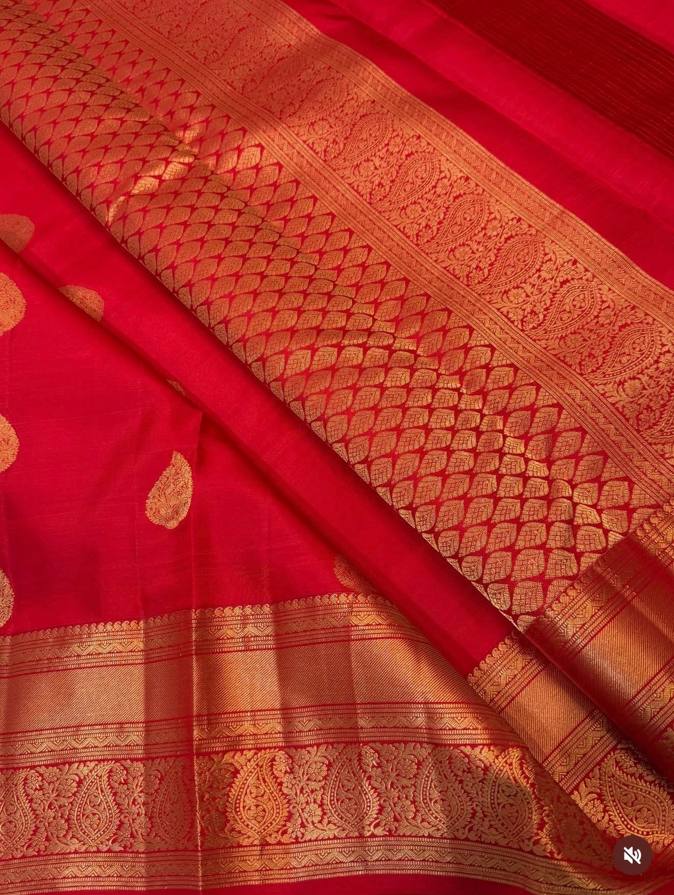 KANCHIPURAM PURE SILK SAREE | SILKMARK® CERTIFIED - BRIGHT RED