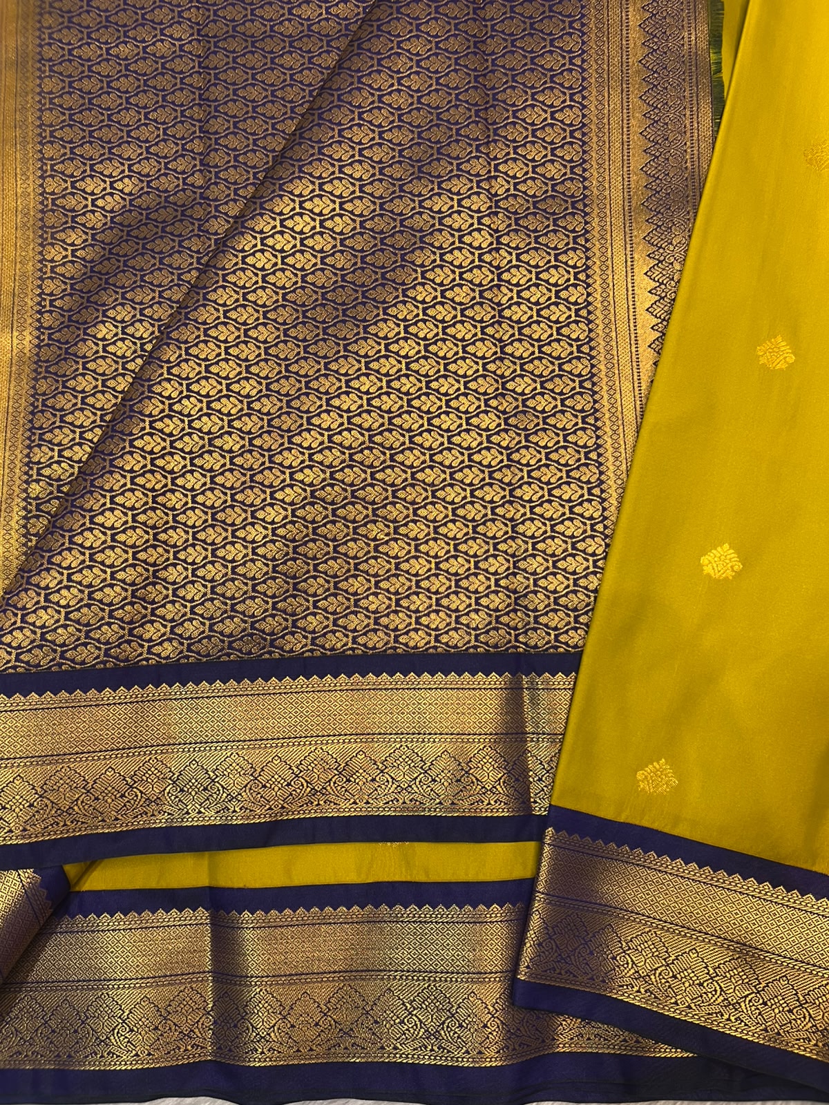 PREMIUM SEMI KANCHI SILK SAREE - YELLOW GREEN