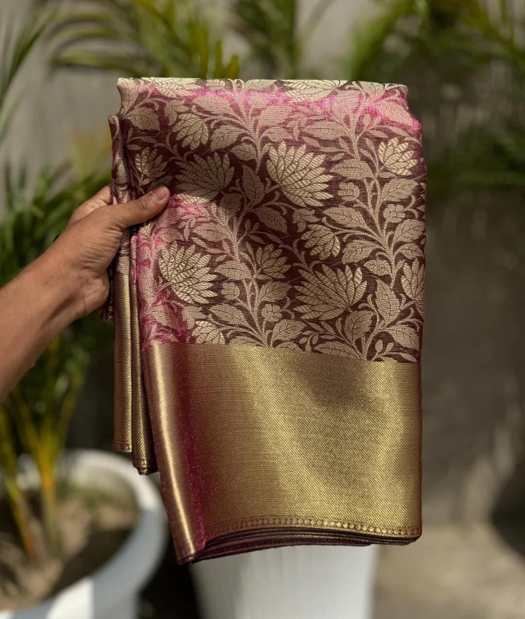 NITA AMBANI MAM DUAL SHADE KANCHIPURAM TISSUE SILK SAREE