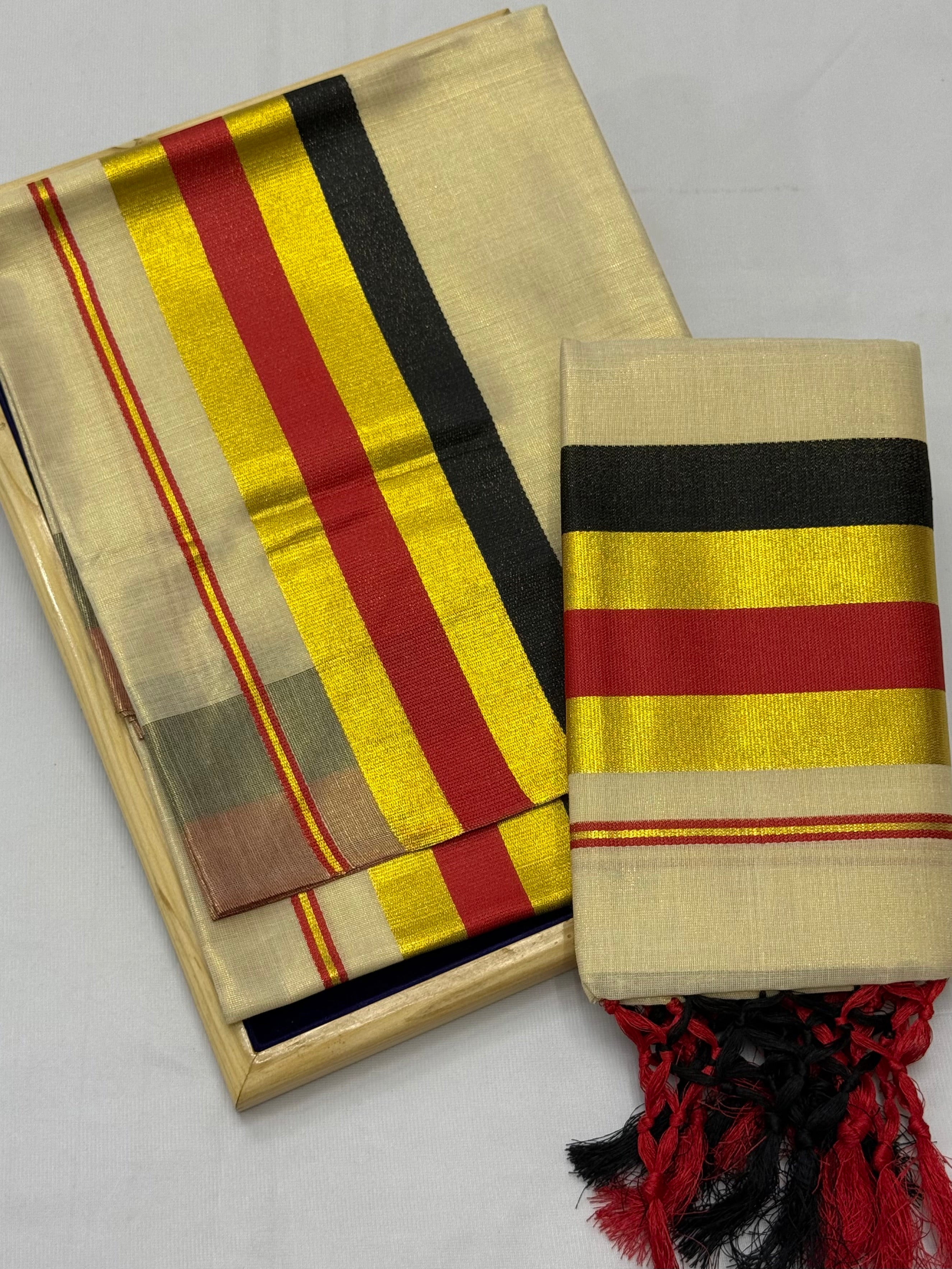 TISSUE SINGLE SET MUNDU (MUNDUM NERIYATHUM) WITH KARA BORDER - 2 X 2.80 MTRS - (CREAM,MULTI)
