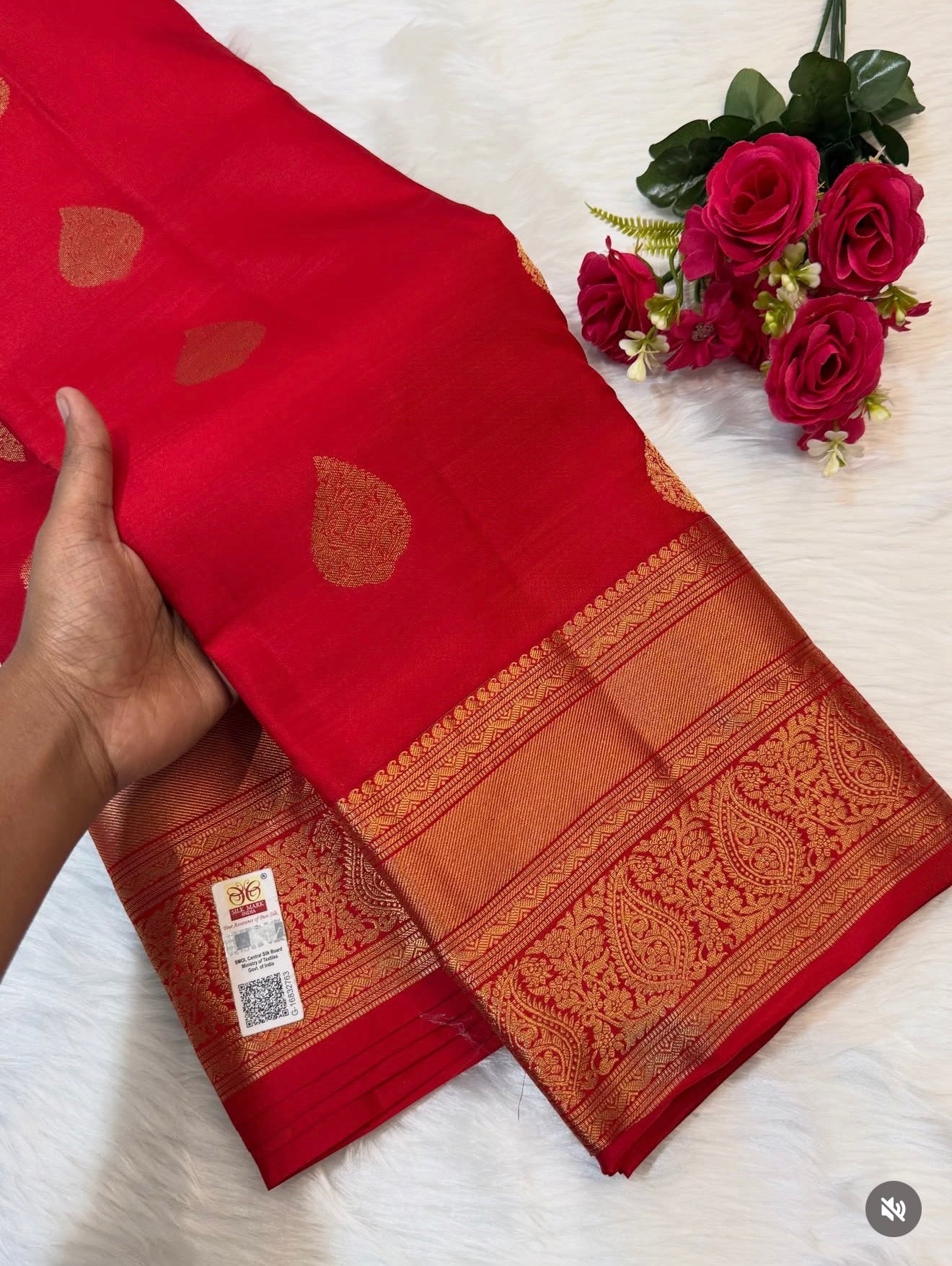KANCHIPURAM PURE SILK SAREE | SILKMARK® CERTIFIED - BRIGHT RED