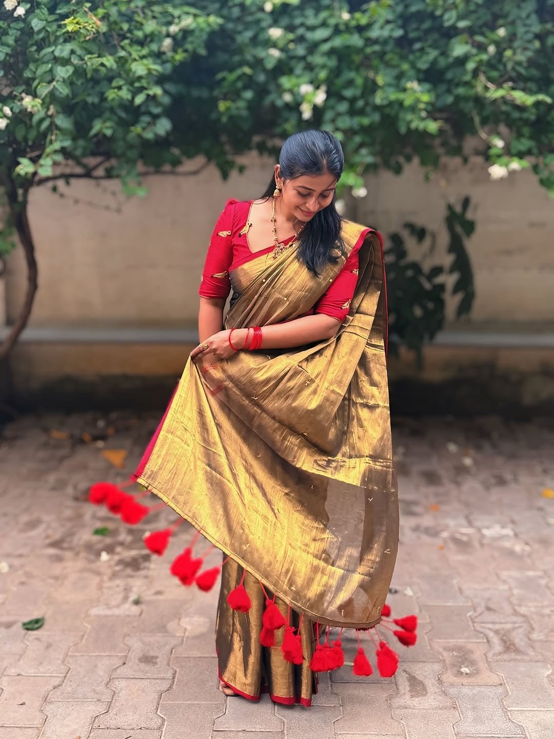 DUAL TONE TISSUE SILK SAREE WITH GINI WORK - GOLD