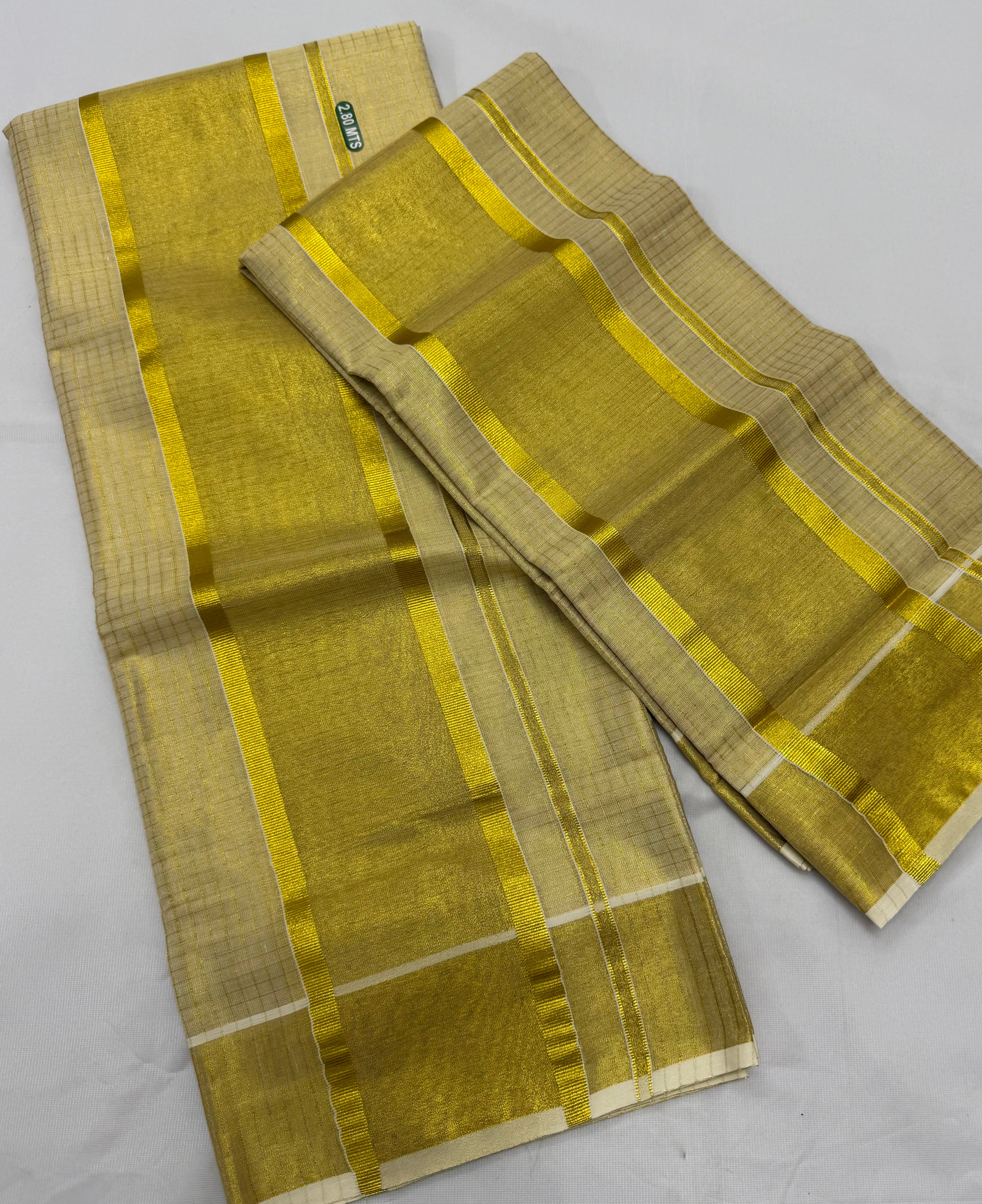 PREMIUM CHECKED TISSUE DOUBLE SET MUNDU (MUNDUM NERIYATHUM) - 4 X 2.80 MTRS - (CREAM,GOLD)