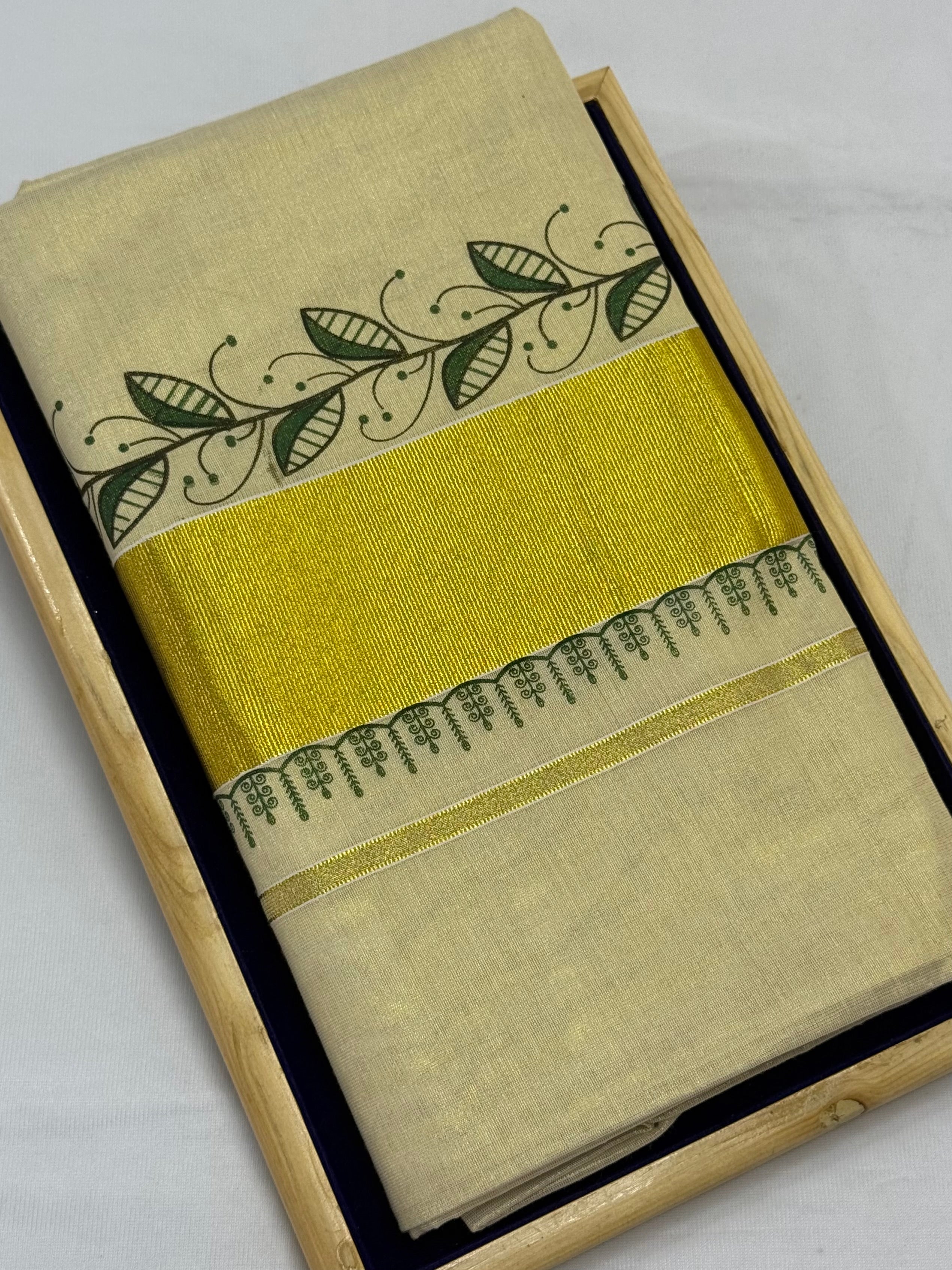 TRADITIONAL TISSUE KASAVU HAND PAINTED SAREE - (GOLD,CREAM)