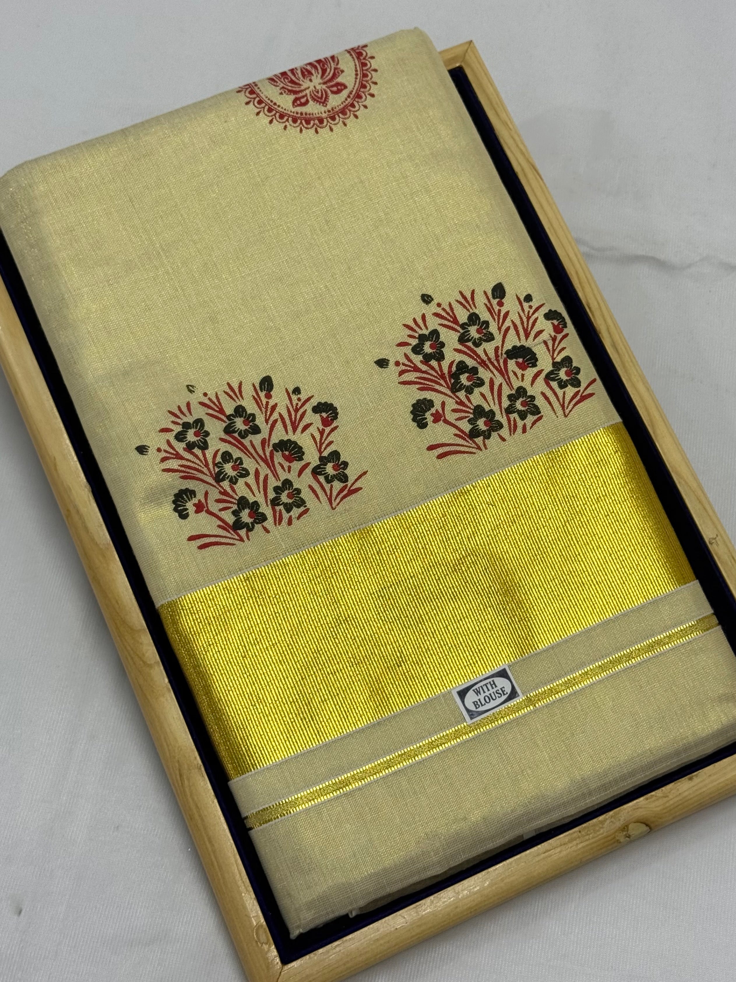 MURAL ART KASAVU TISSUE KERALA SAREE (GOLD,CREAM)
