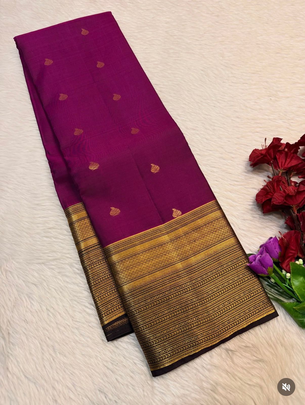 KANCHIPURAM PURE SILK SAREE | SILKMARK® CERTIFIED - VAADAMALLI
