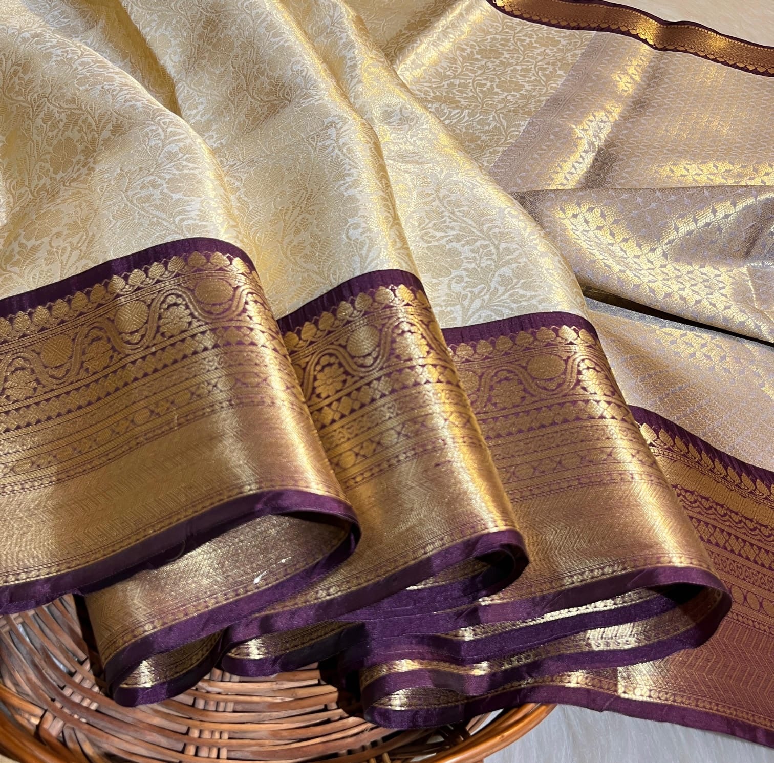 PREMIUM BANARAS TISSUE SILK SAREE - CREAM