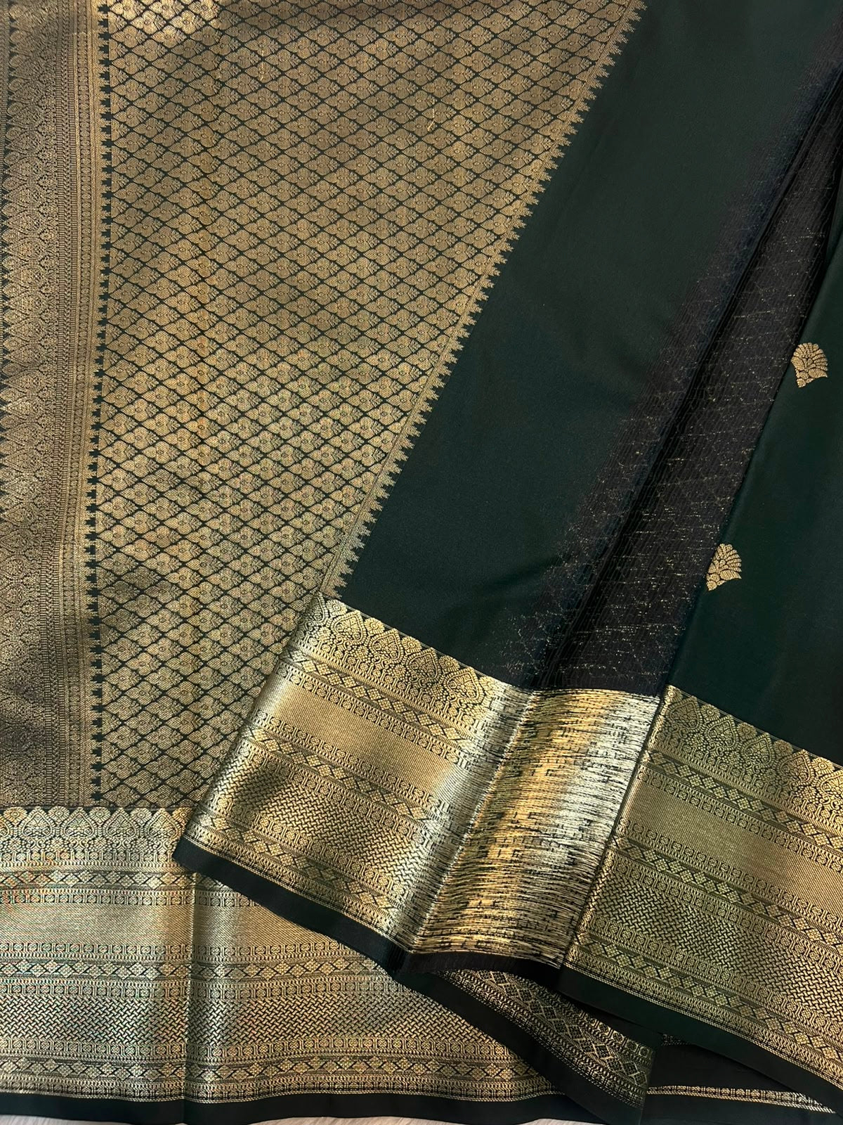 PREMIUM SEMI KANCHI SILK SAREE - SACRAMENTO GREEN