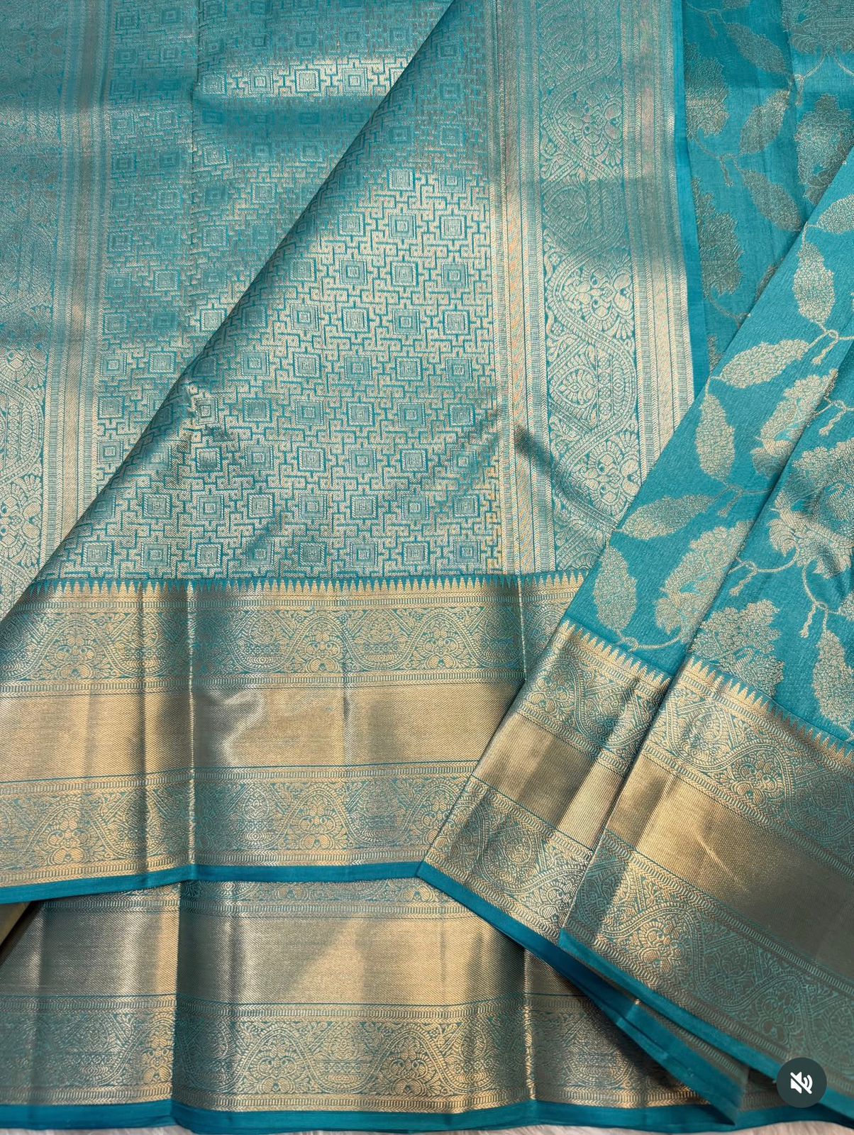 KANCHIPURAM PURE SILK SAREE | SILKMARK® CERTIFIED - TURQUOISE BLUE