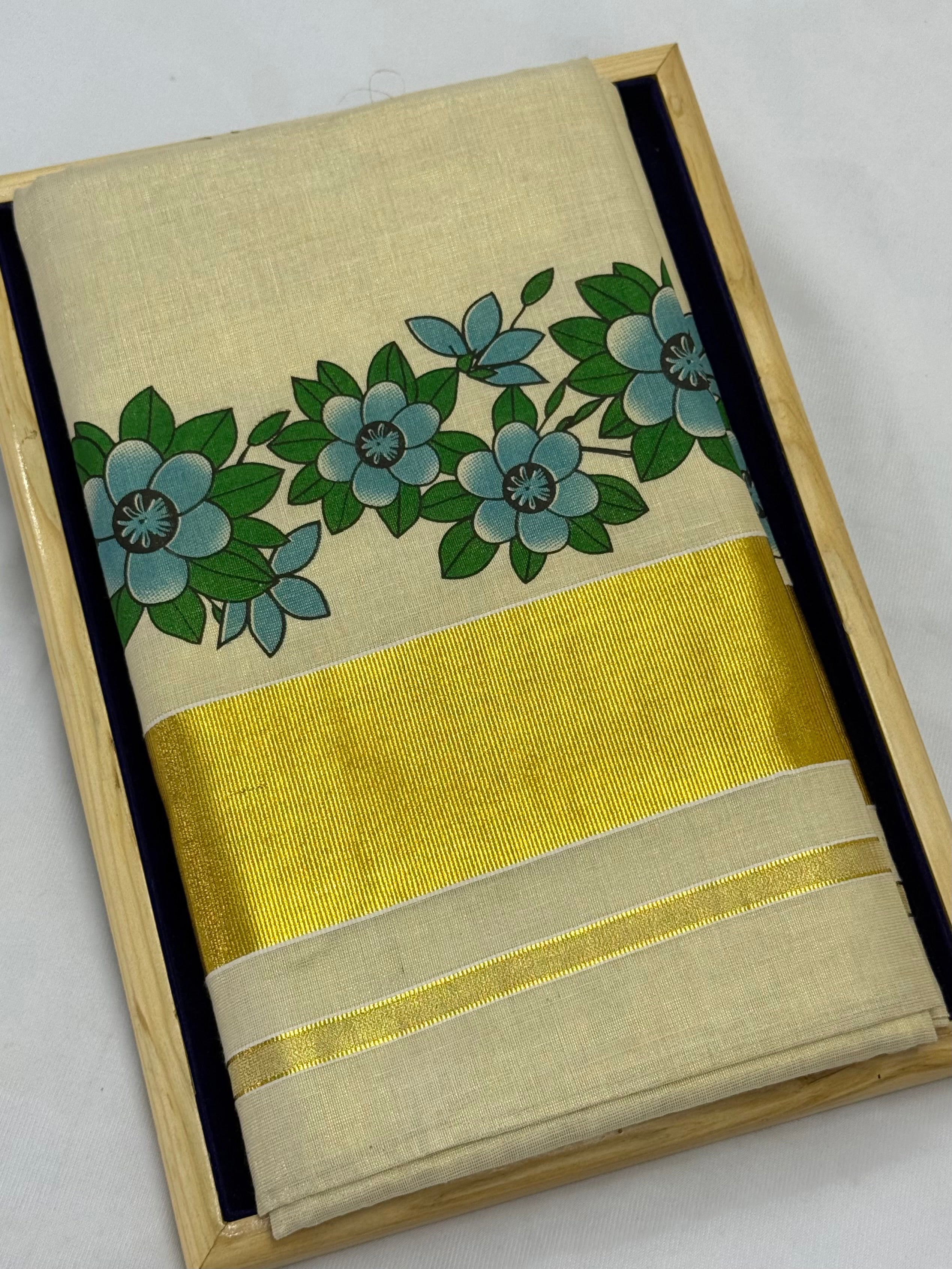 MURAL ART KASAVU TISSUE KERALA SAREE (GOLD,CREAM)