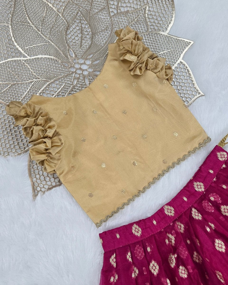 SANDAL PINK NEW BORN TOP & SKIRT