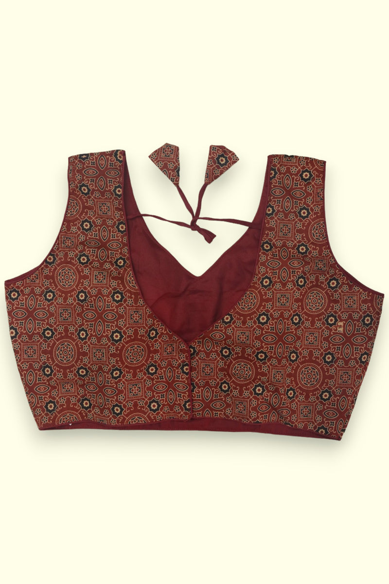 WOMEN'S SLEEVELESS PRINTED COTTON BLOUSE - BROWN