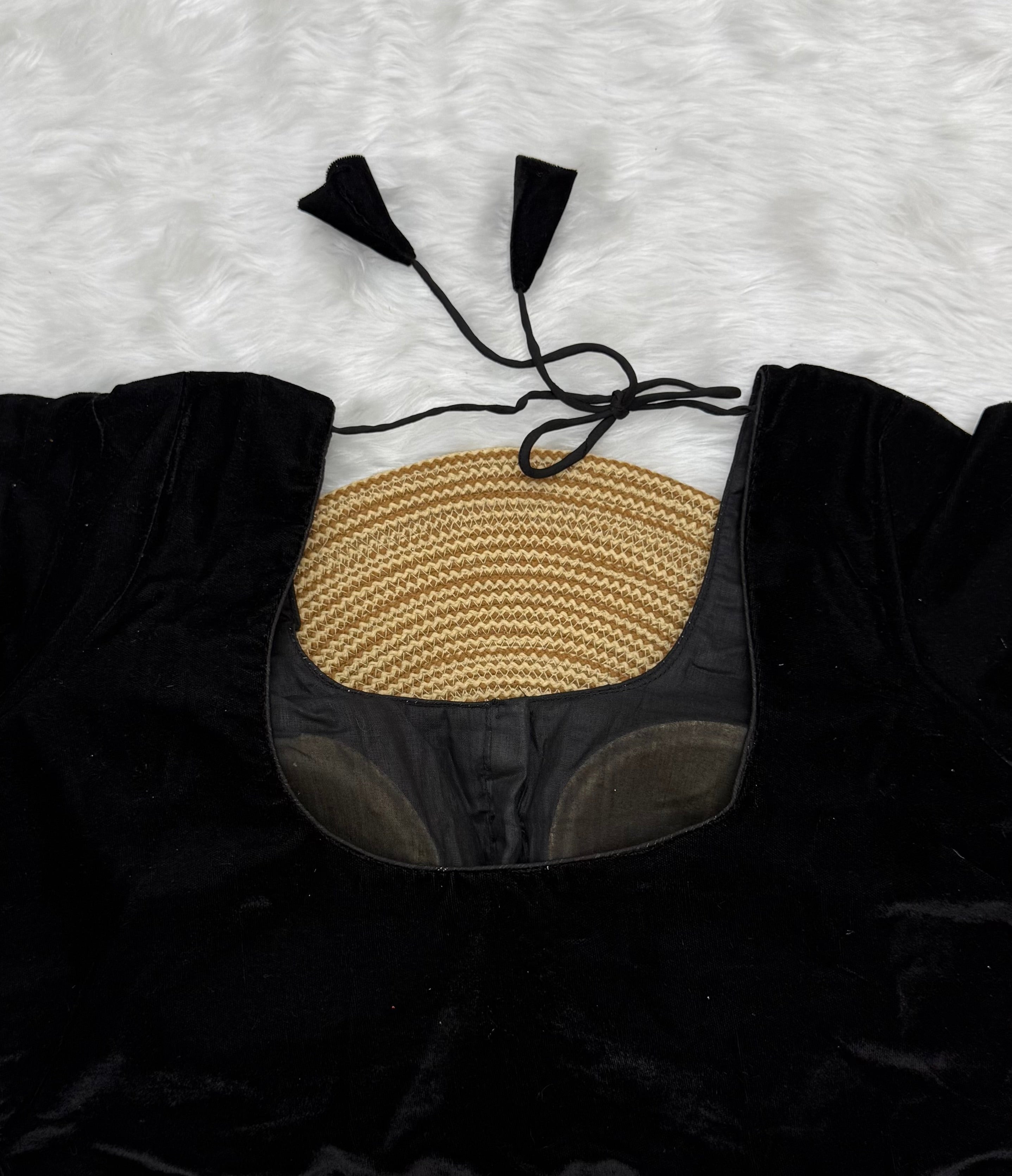 DESIGNER VELVET READY TO WEAR SAREE  BLOUSE - BLACK