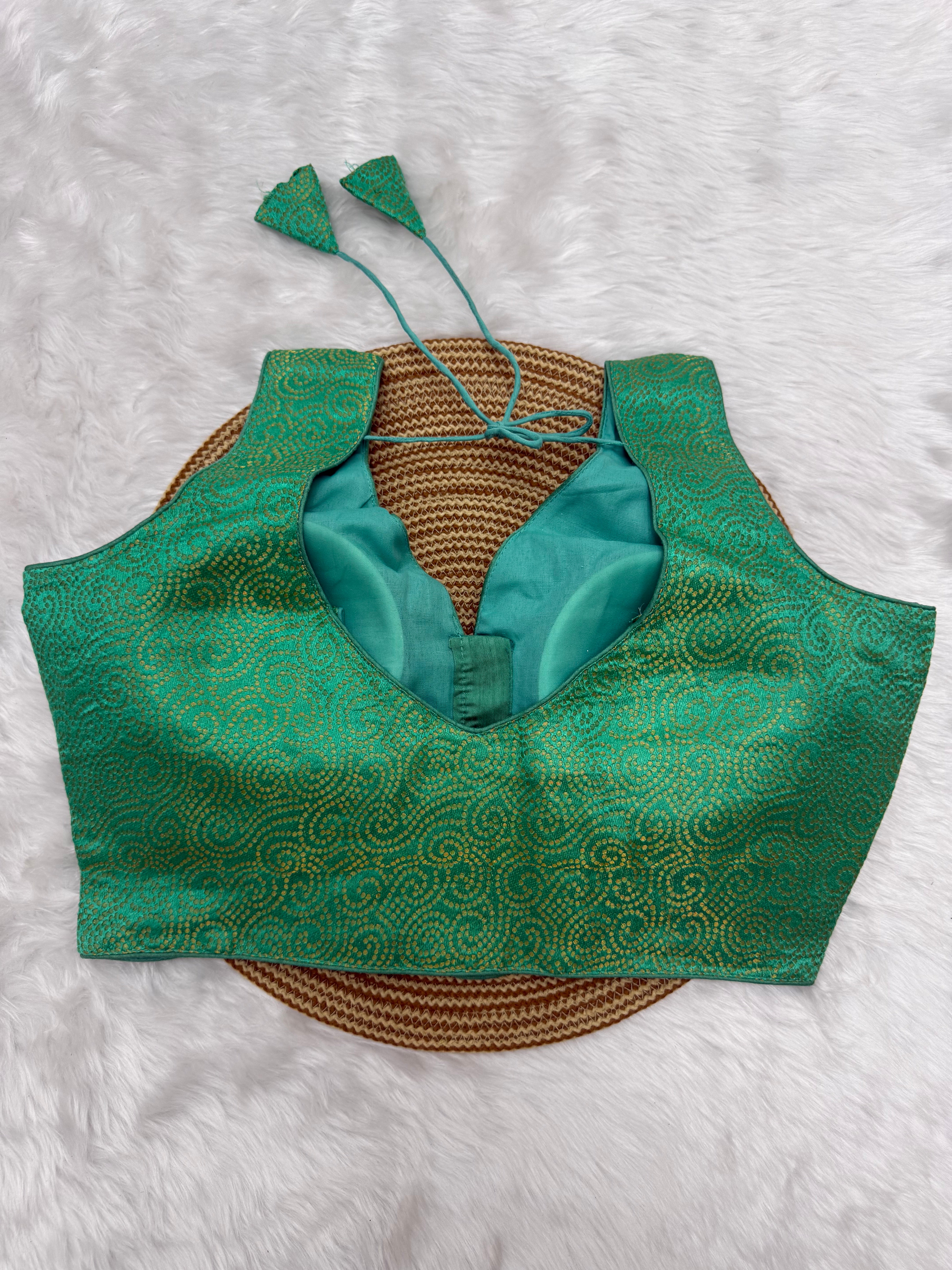 SLEEVELESS JACQUARD READYMADE SAREE BLOUSE - TURQUOISE GREEN