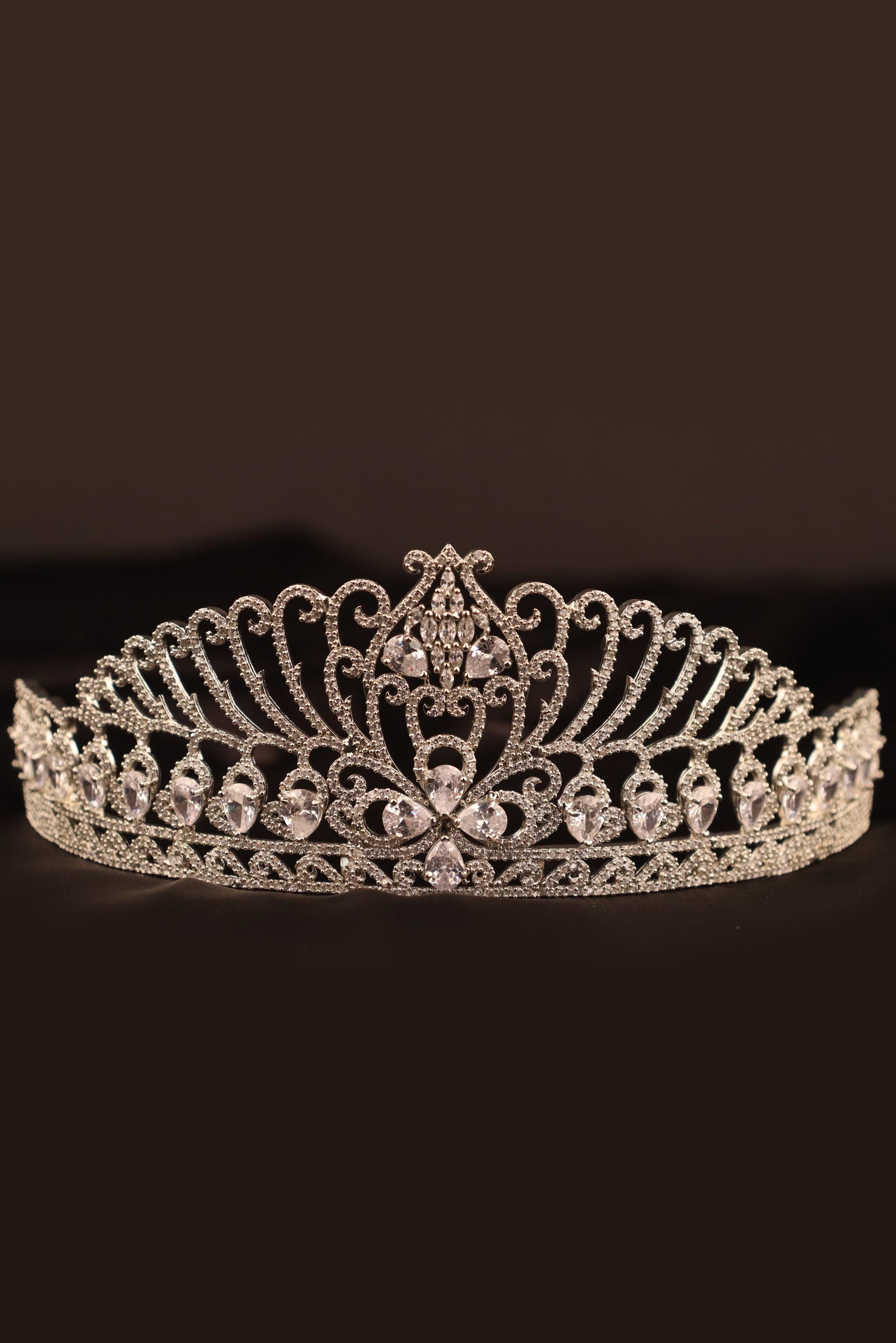 RHINESTONE CRYSTAL CROWN TIARA FOR WOMEN - SILVER GRABO365