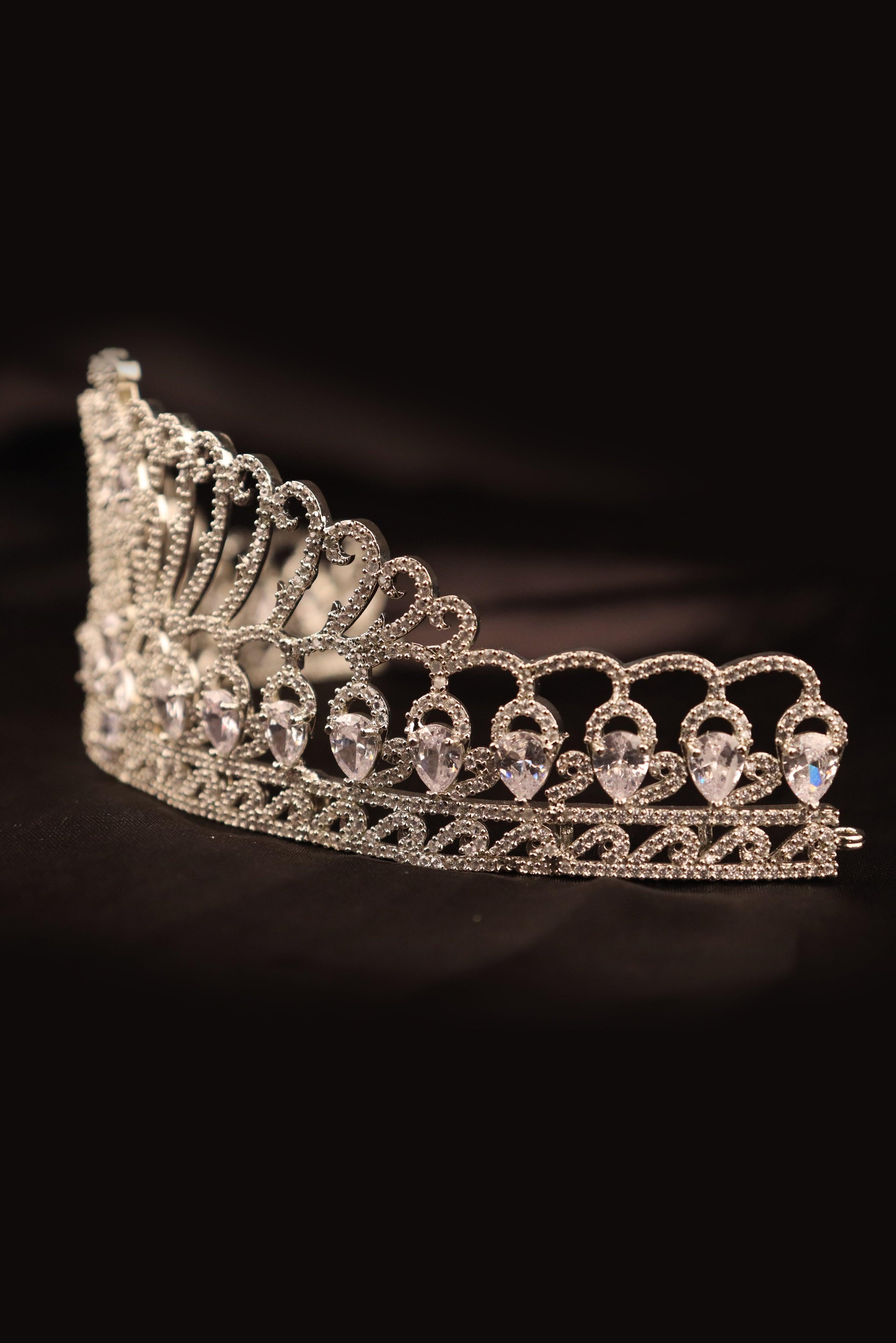 RHINESTONE CRYSTAL CROWN TIARA FOR WOMEN - SILVER GRABO365