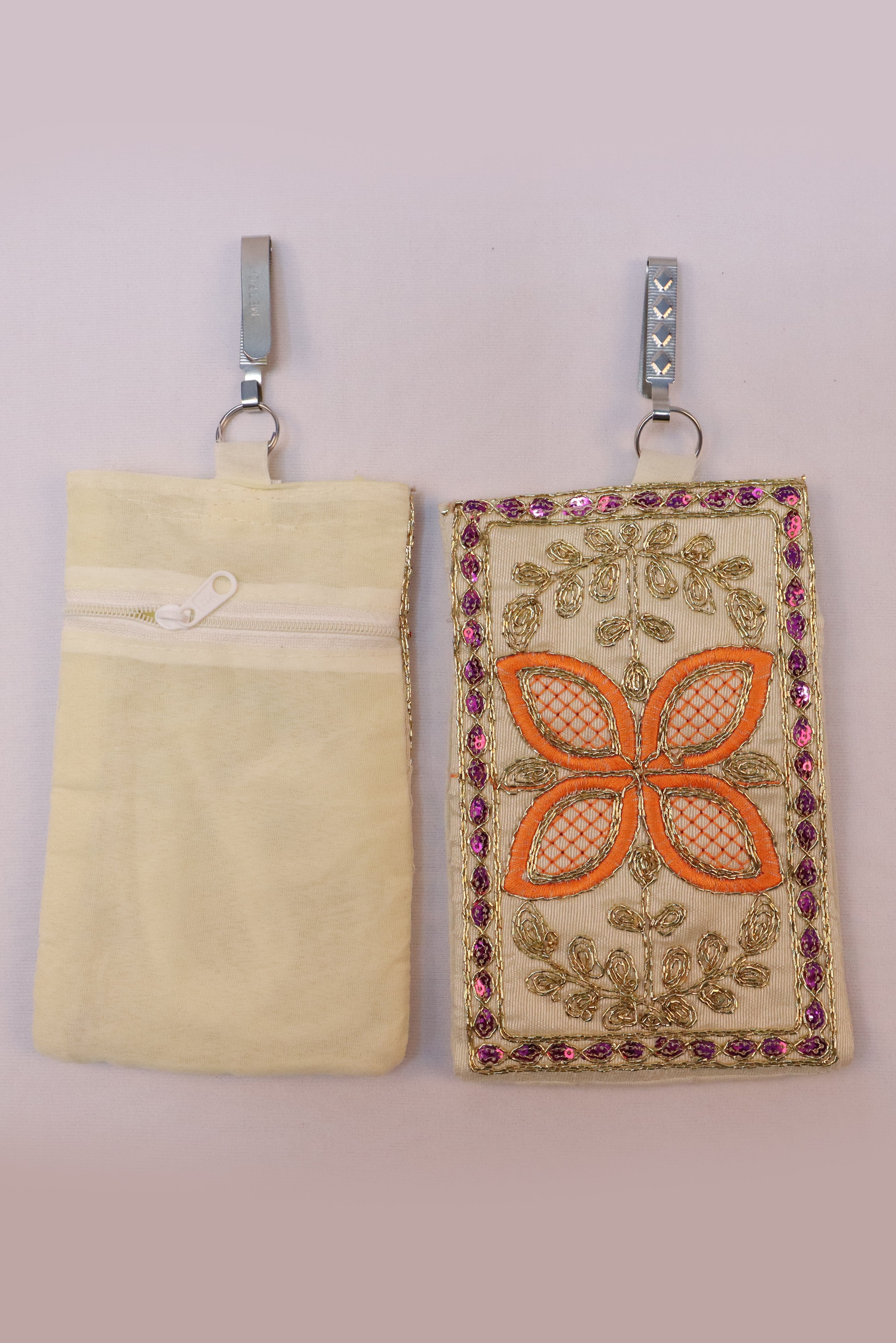 HANDLOOM JARI MOBILE SLING COVER GRABO365