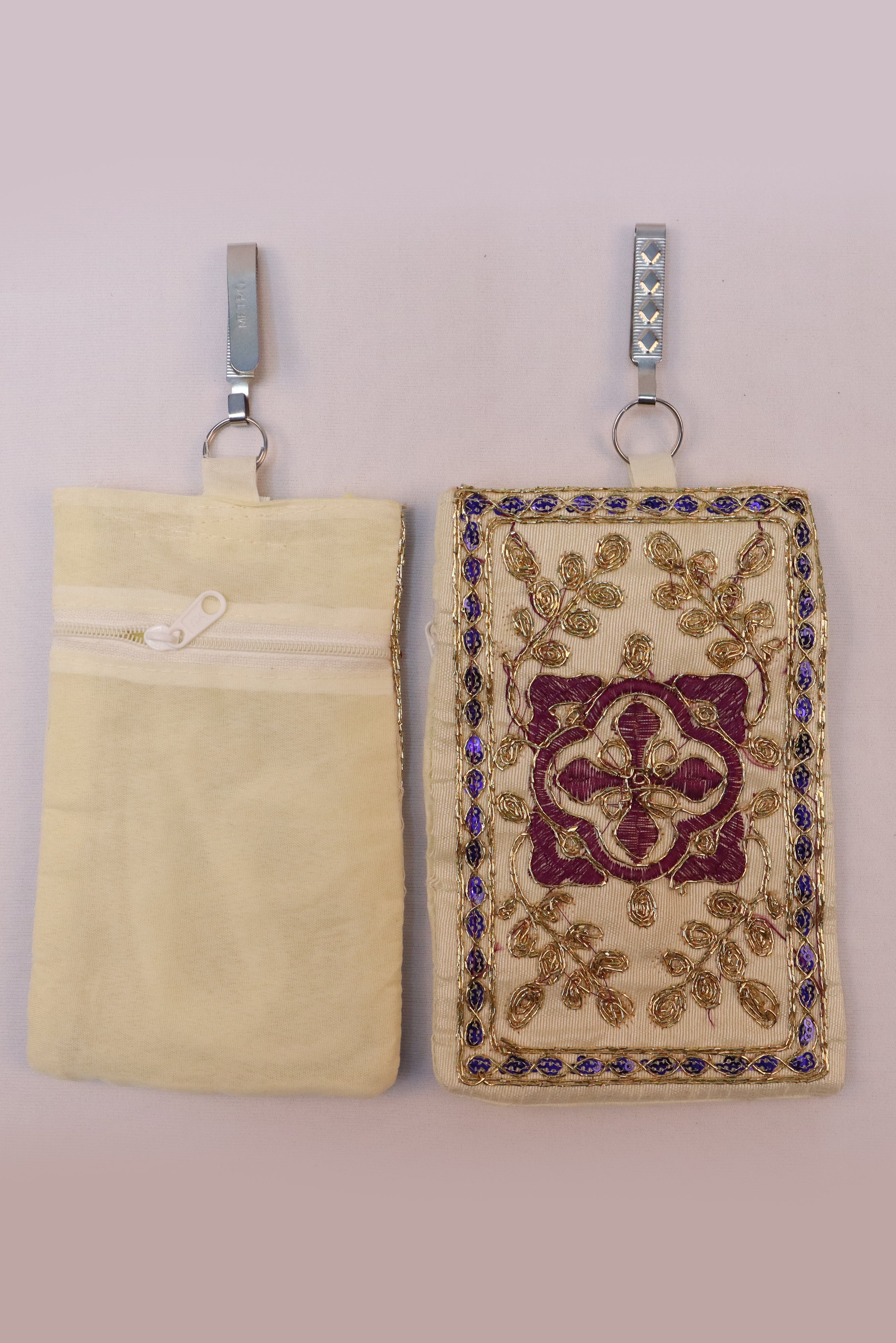 HANDLOOM JARI MOBILE SLING COVER GRABO365