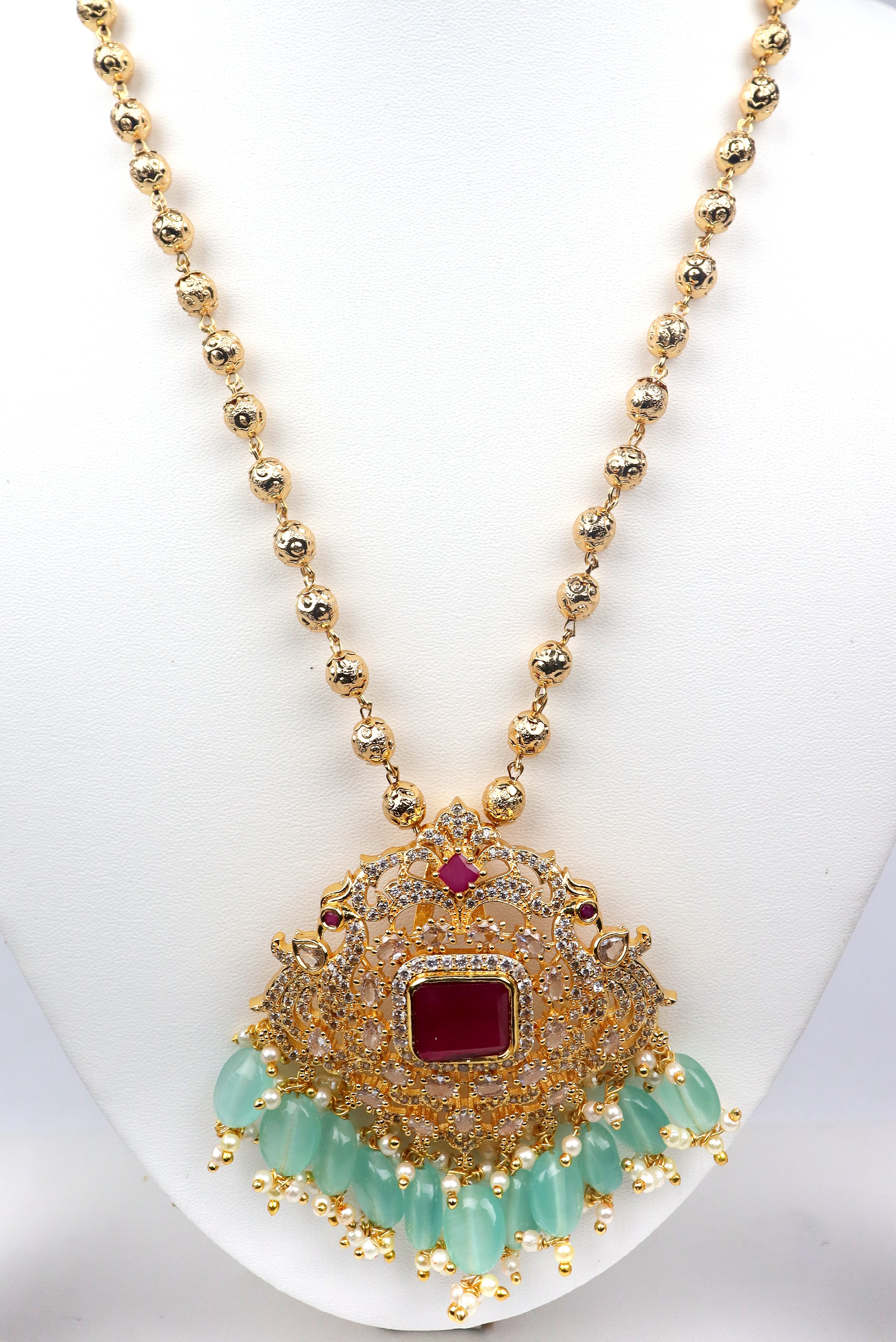 GOLDEN BEADED NECKLACE WITH RUBY & AD STONE EMBELLISHED PENDANT GRABO365