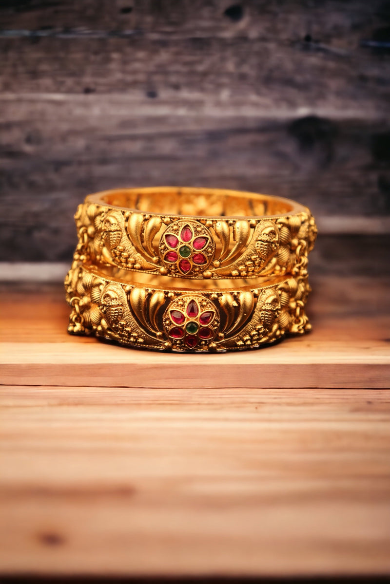 ANTIQUE GOLD PLATED BANGLES/KADA FOR WOMEN'S AND GIRLS - SET OF 2 GRABO365