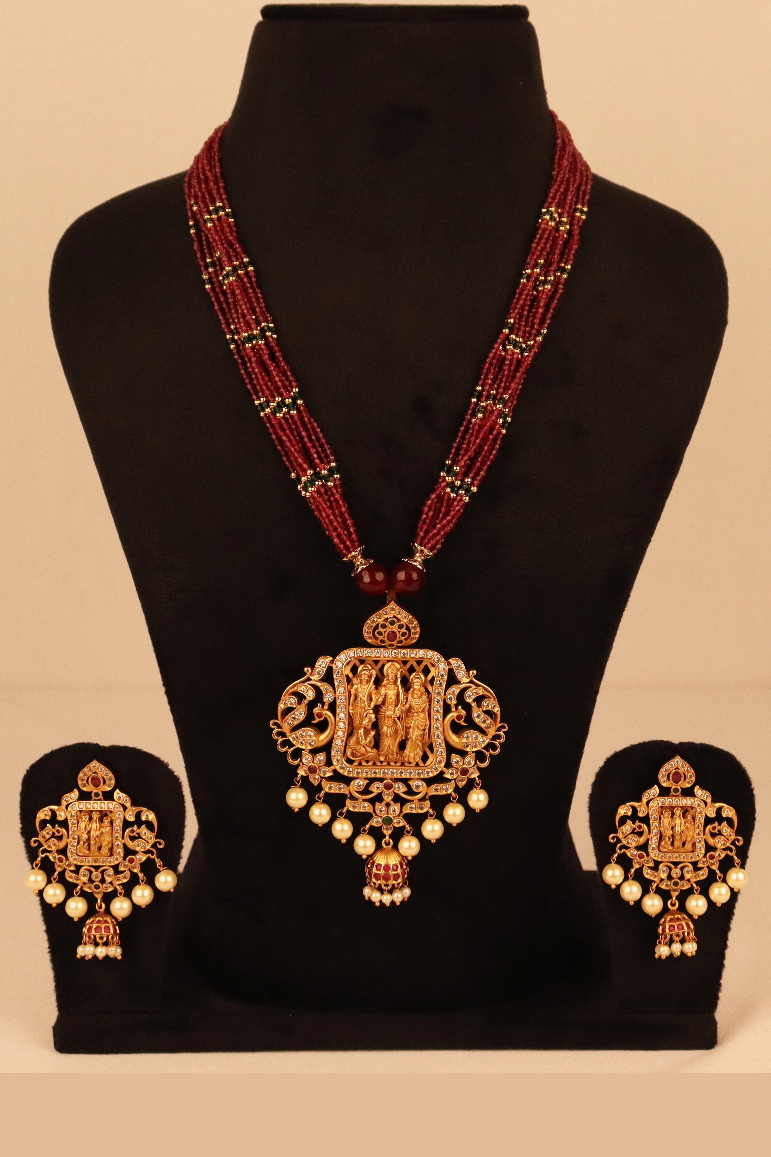 CLASSIC PEARL BEADED TEMPLE PENDANT NECKLACE SET GRABO365