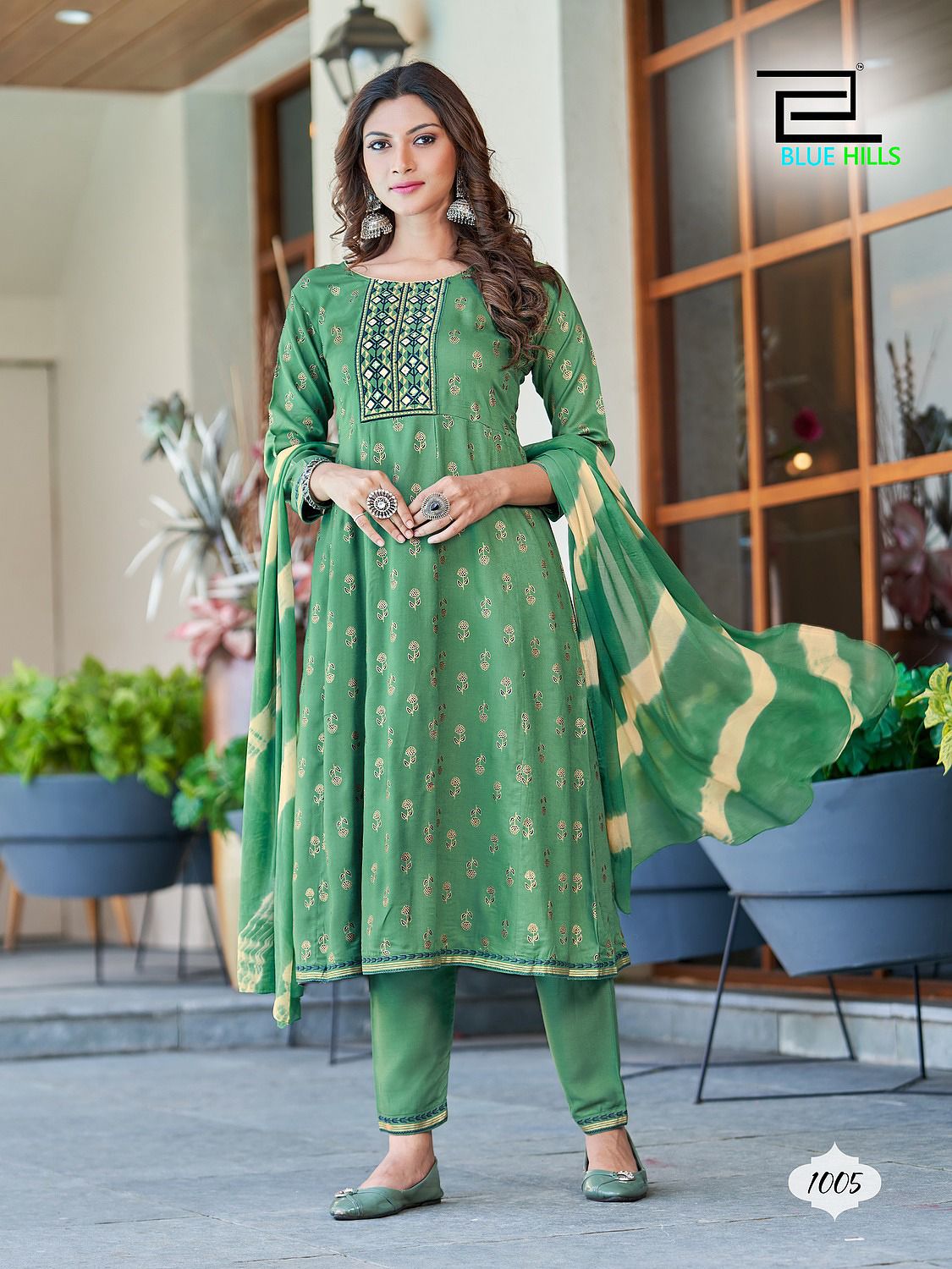 WOMEN'S CASUAL KURTI WITH BOTTOM DUPATTA COLLECTION GRABO365